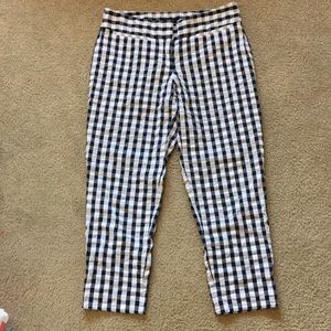 Houndstooth capri pants
